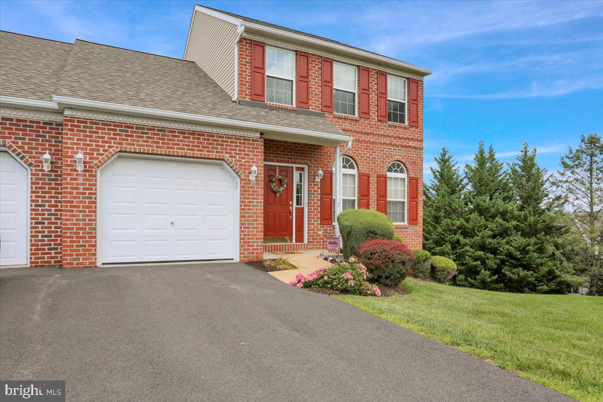 7 Bancroft Ter Property Photo 32