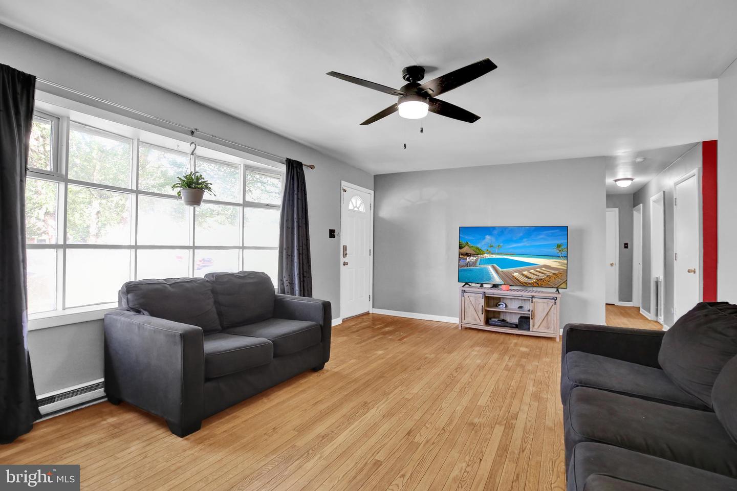 340 Harry Ave Property Photo 6