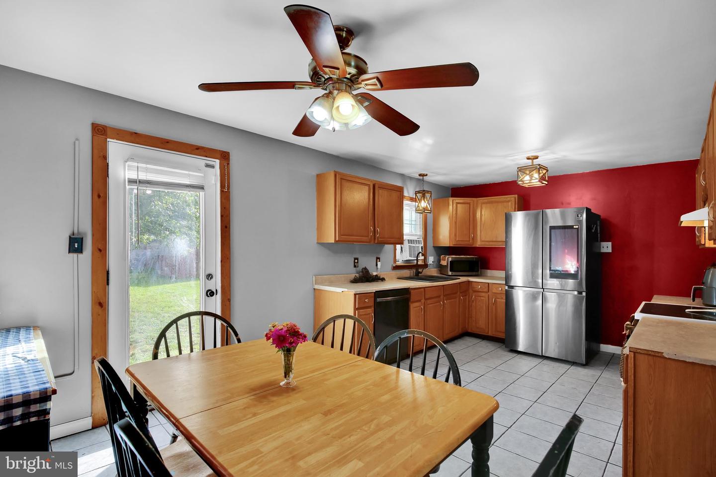 340 Harry Ave Property Photo 7