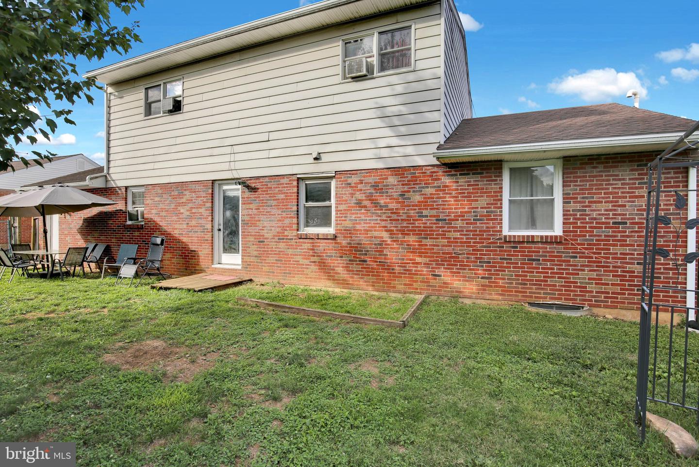 340 Harry Ave Property Photo 32