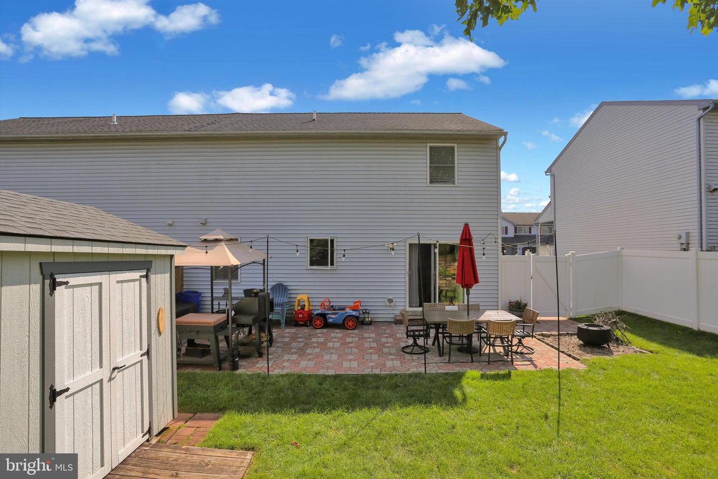 6125 Pond View Dr Property Photo 34