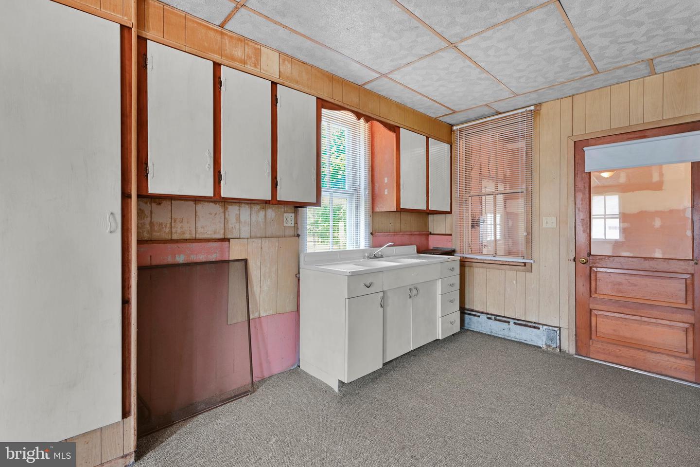 7663 Lancaster Ave Property Photo 16