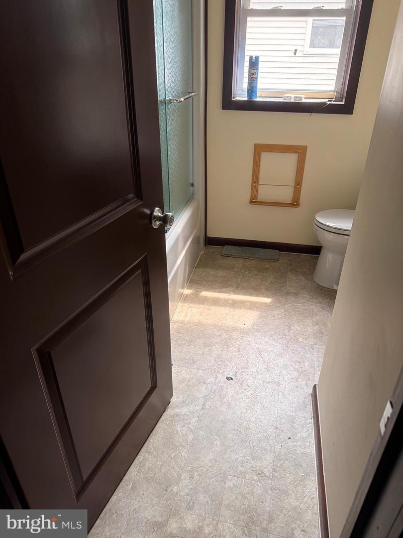 626 Sheerlund Rd Property Photo 4