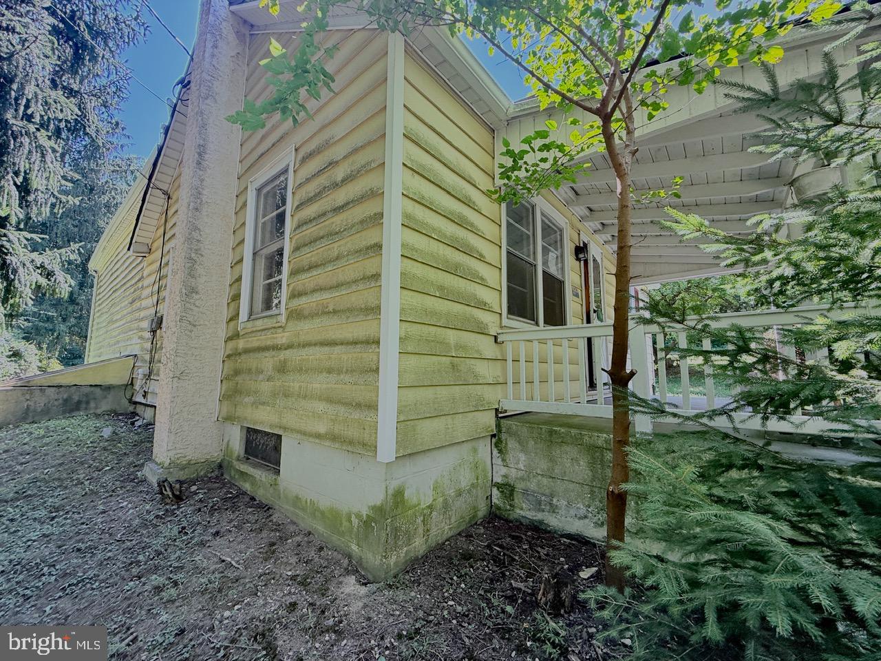 61 Mabry St Property Photo 2