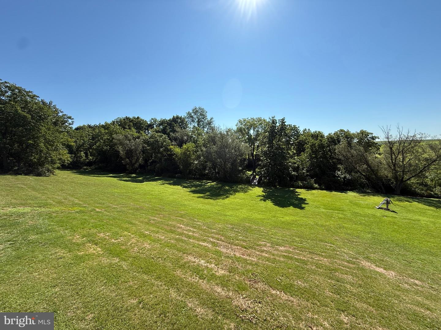 184 Pond View Dr Property Photo 3