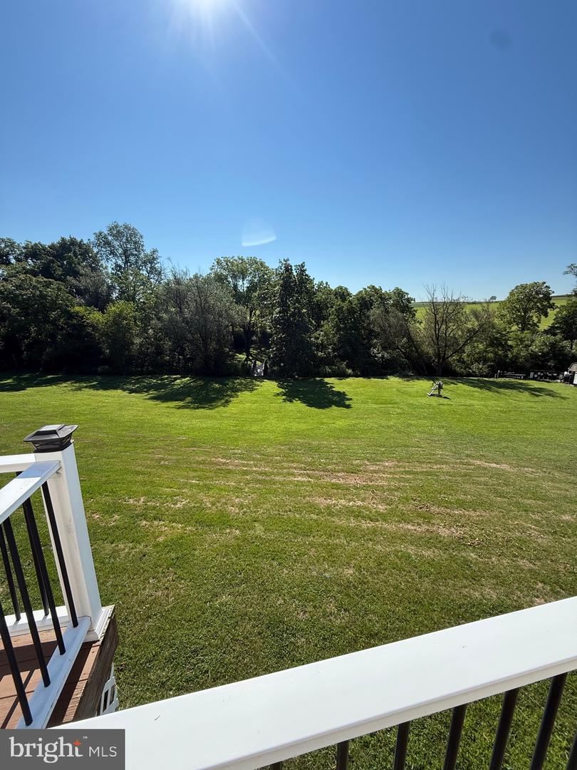 184 Pond View Dr Property Photo 8