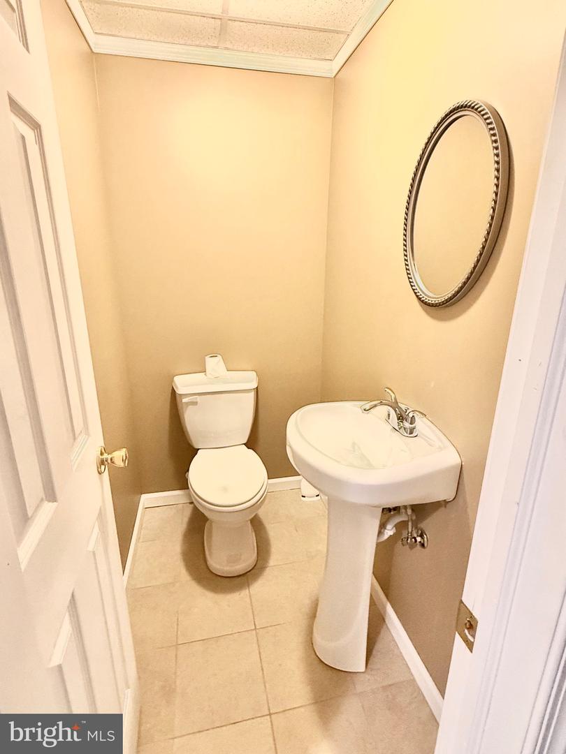 184 Pond View Dr Property Photo 47