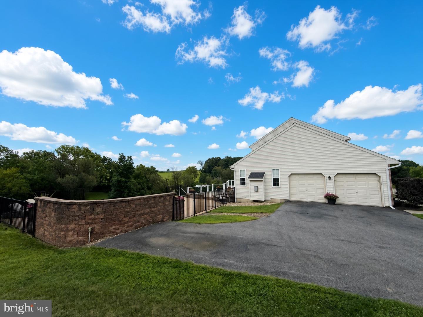 184 Pond View Dr Property Photo 54