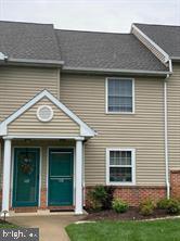 108 Primrose Ln Property Photo 1