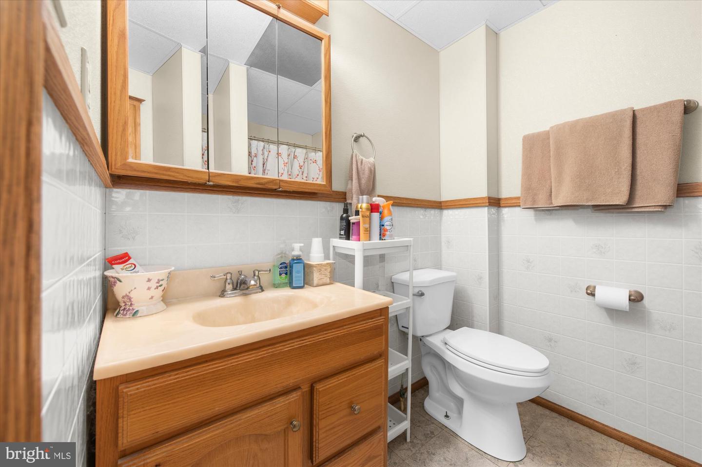 1834 N Main St Property Photo 9