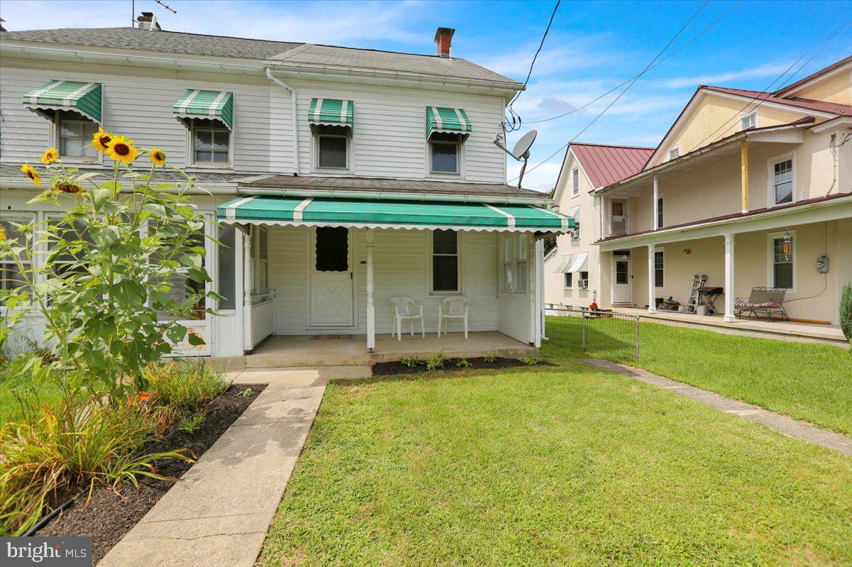 441 Krumsville Rd Property Photo 1