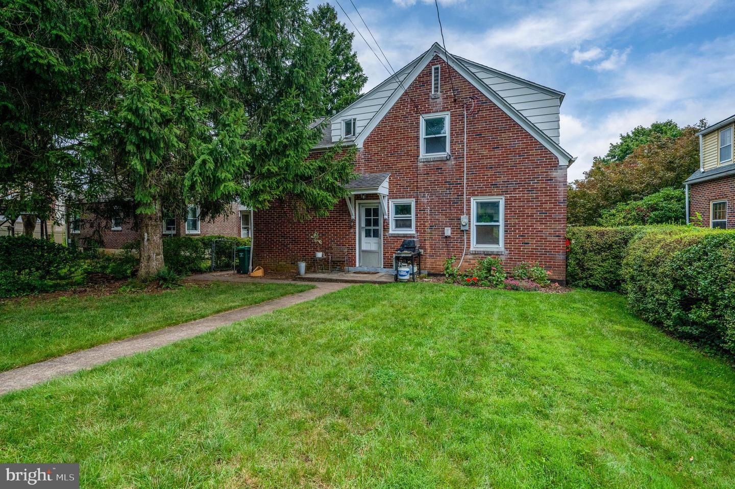 1504 Cortland Ave Property Photo 31