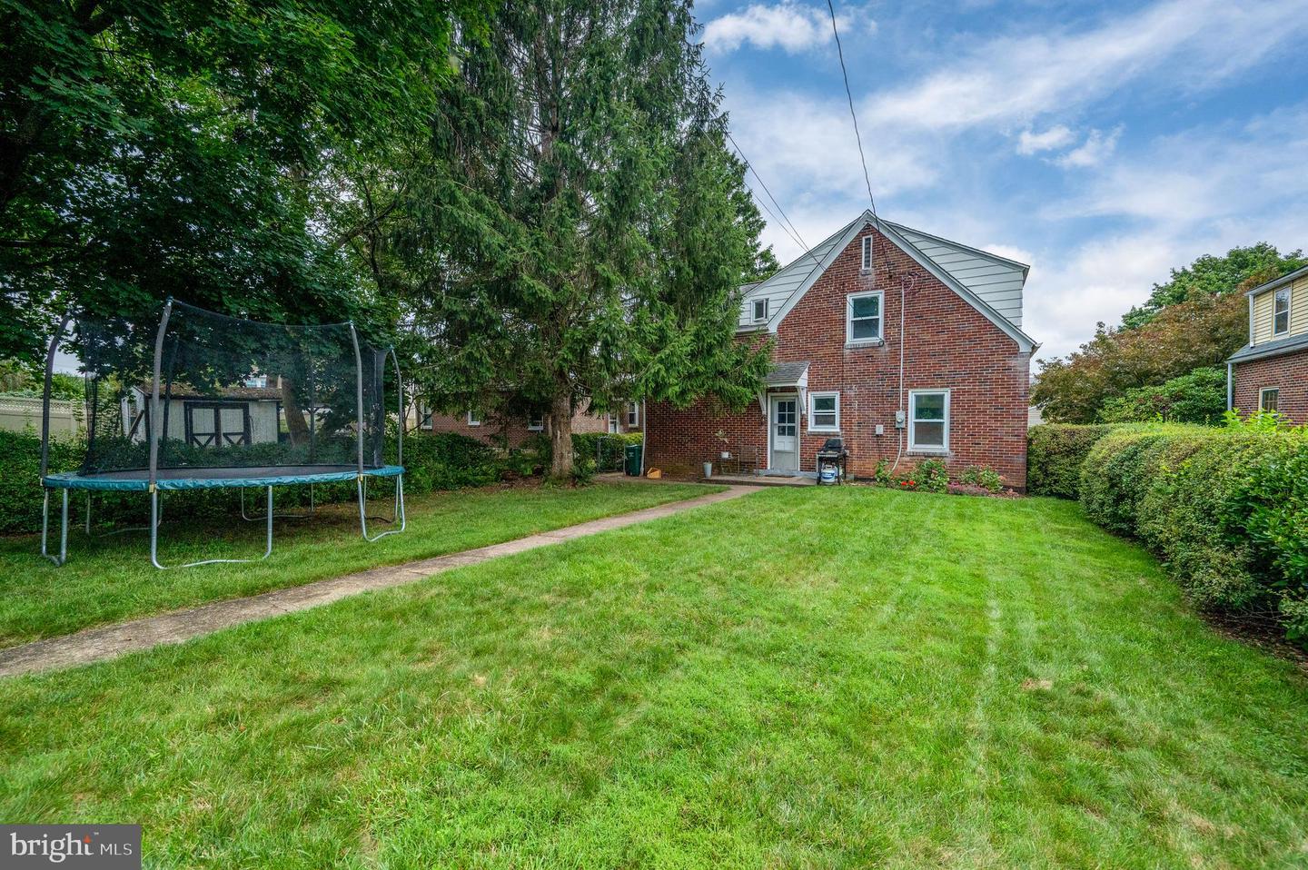 1504 Cortland Ave Property Photo 32