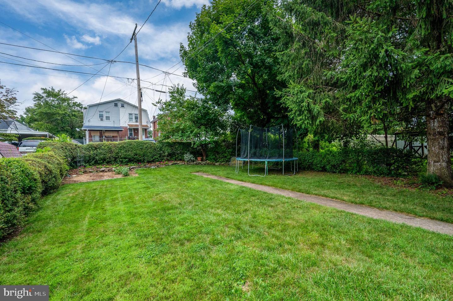 1504 Cortland Ave Property Photo 33