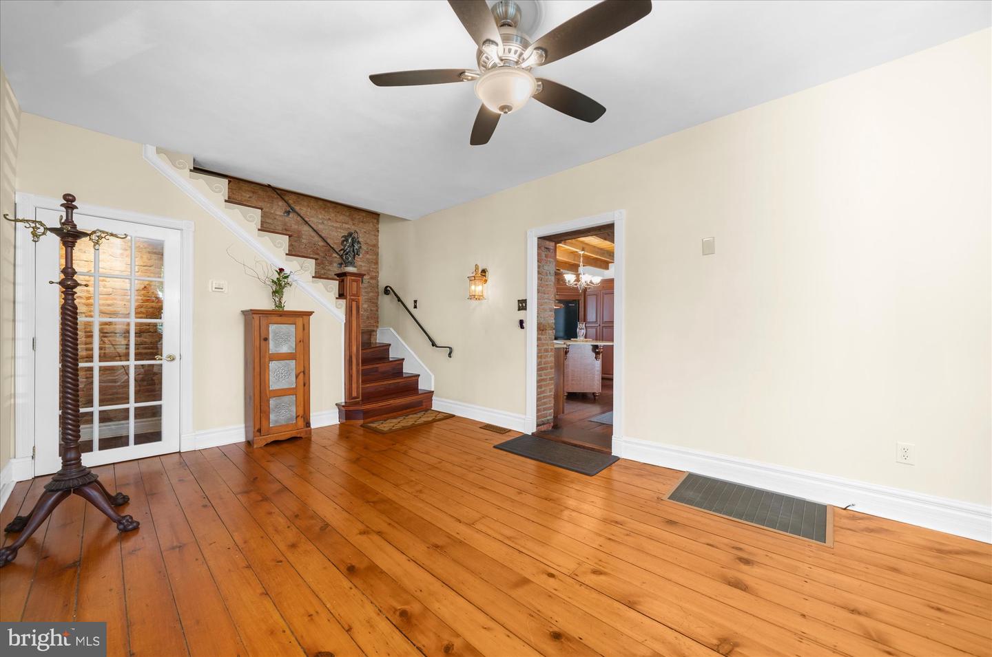 625 S Reading Ave Property Photo 16