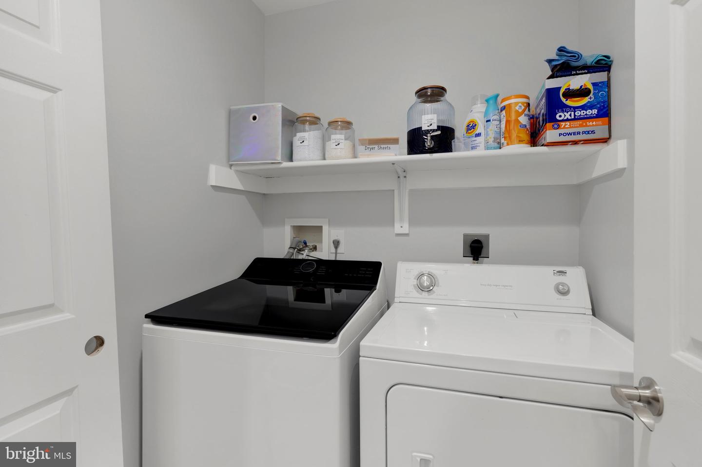 1012 Yarn Ct Property Photo 27