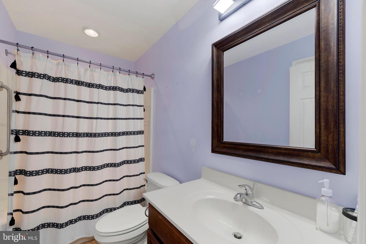 1012 Yarn Ct Property Photo 30