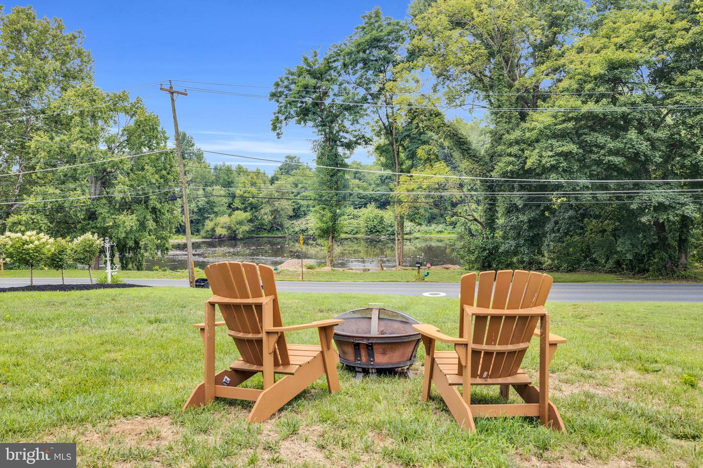 3909 River Rd Property Photo 7