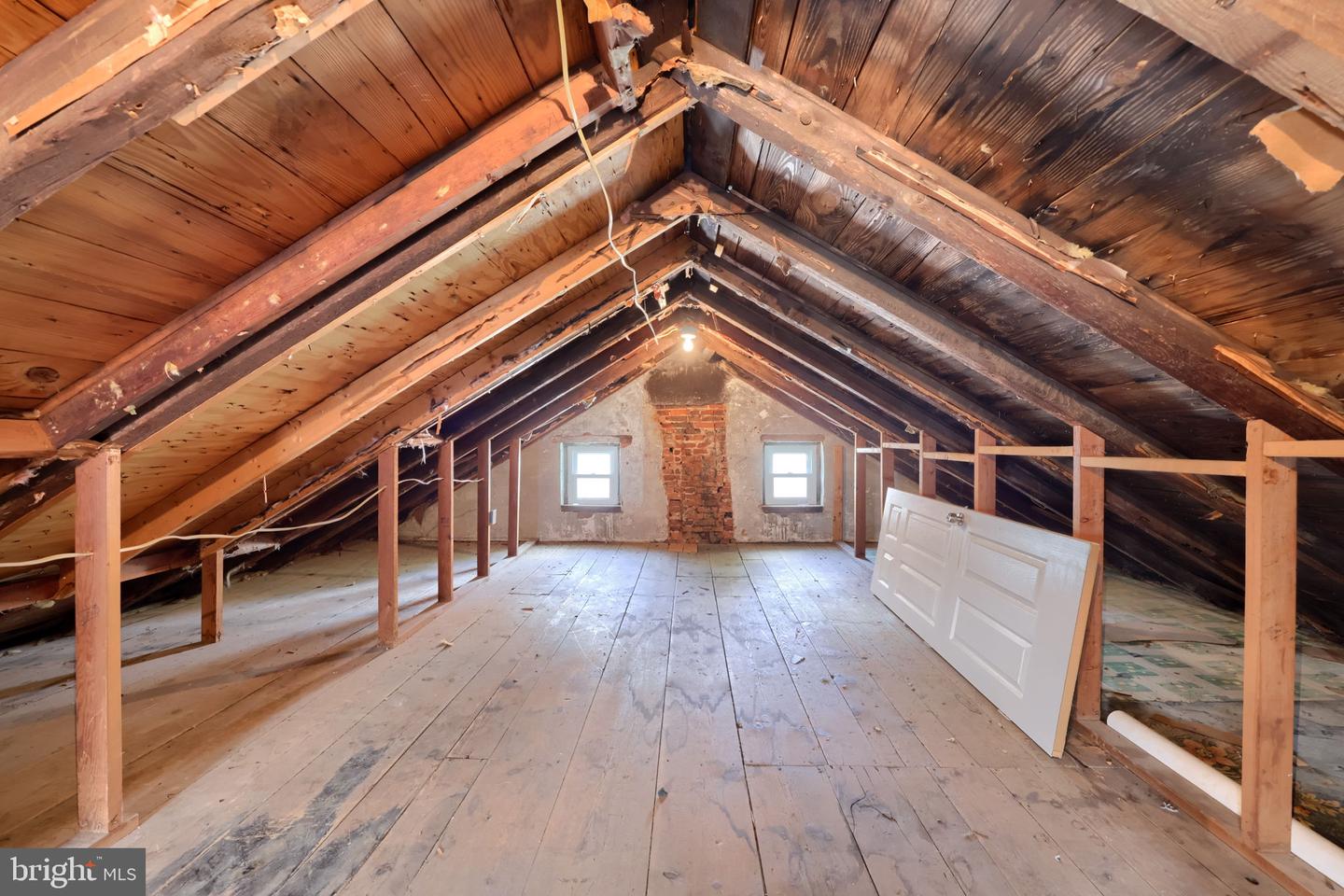 121 W Penn Ave Property Photo 32