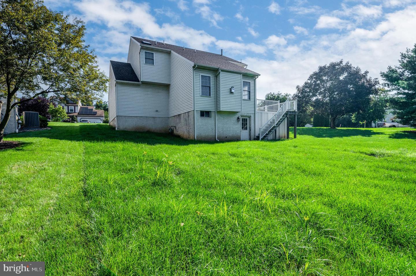 1026 Christina Dr Property Photo 8