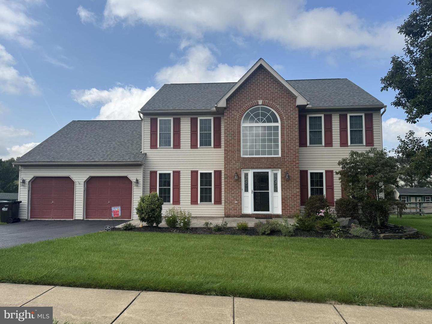 201 Verdure Ln Property Photo 1