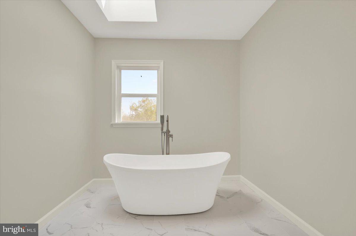 11 Morlatton Rd Property Photo 31