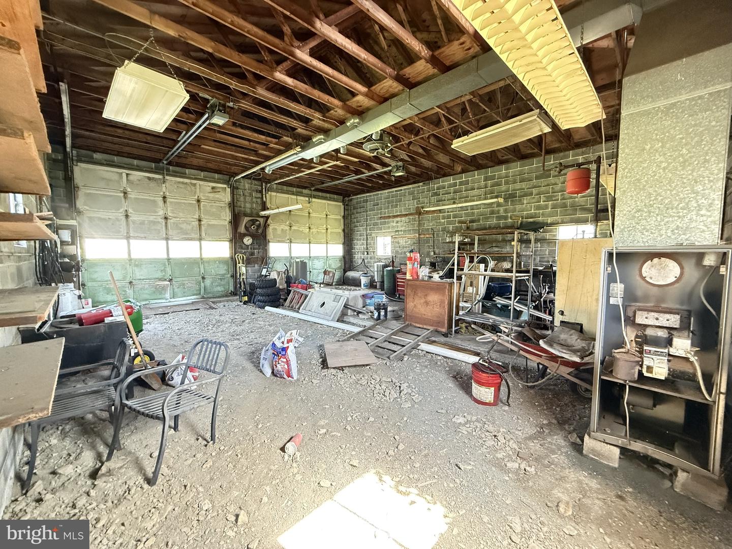 725 Evans Rd Property Photo 7