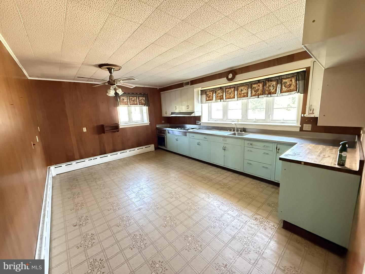 725 Evans Rd Property Photo 39