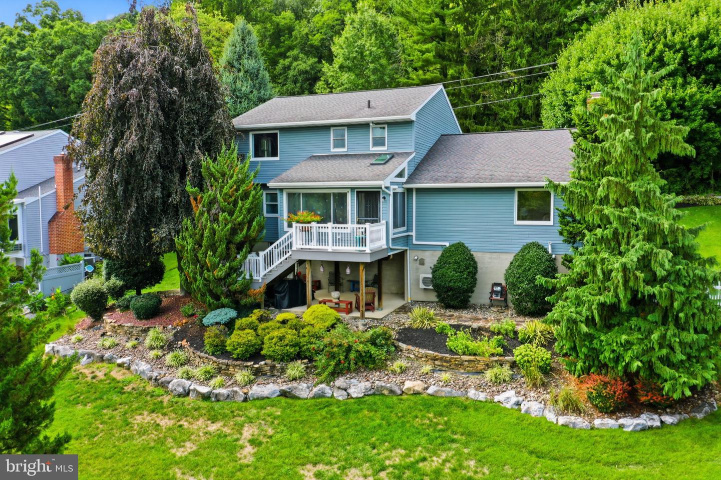 207 W Neversink Rd Property Photo 38