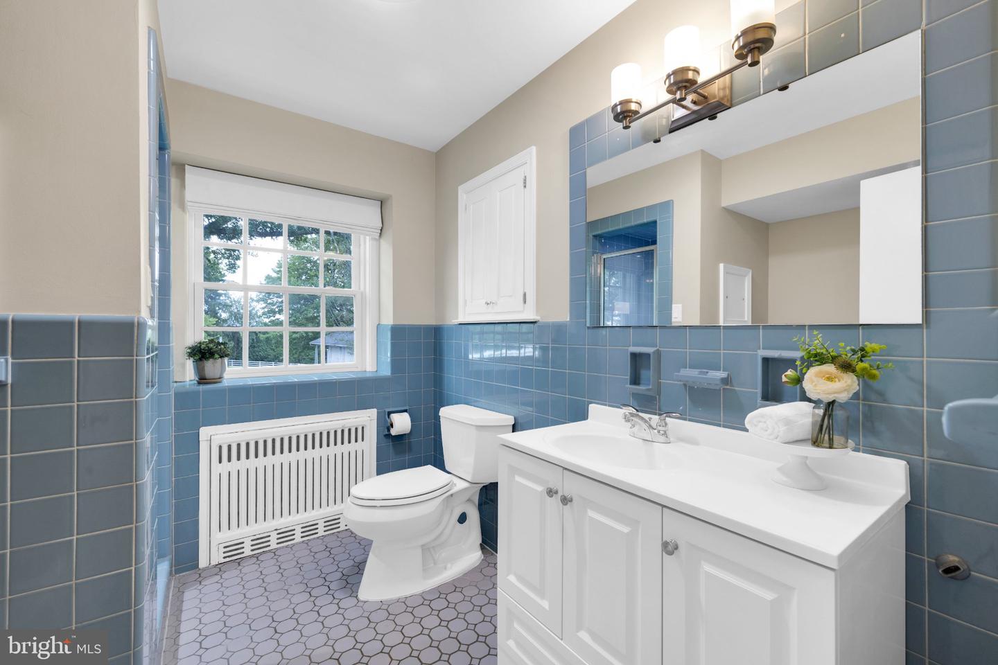558 Brownsville Rd Property Photo 17