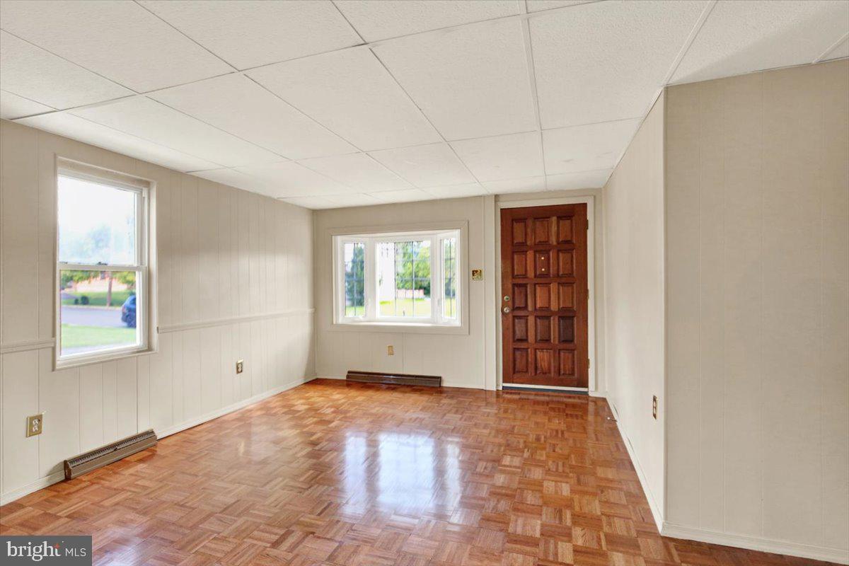 216 Vesper Ave Property Photo 6