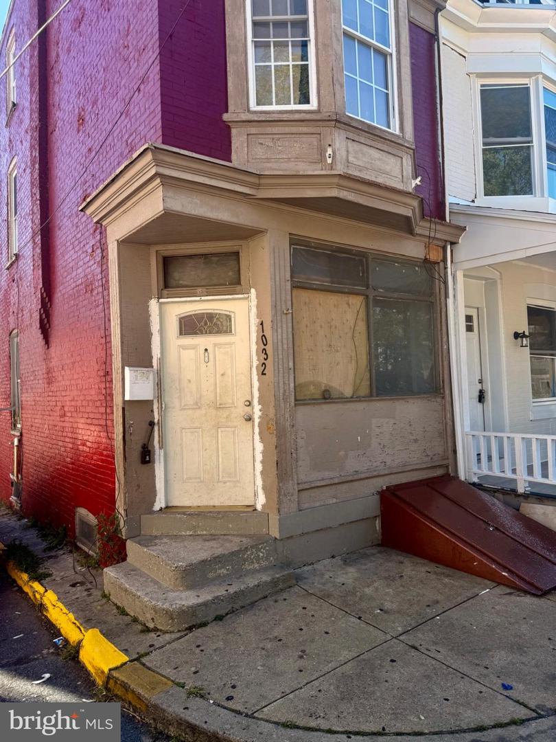1032 Cherry St Property Photo 1