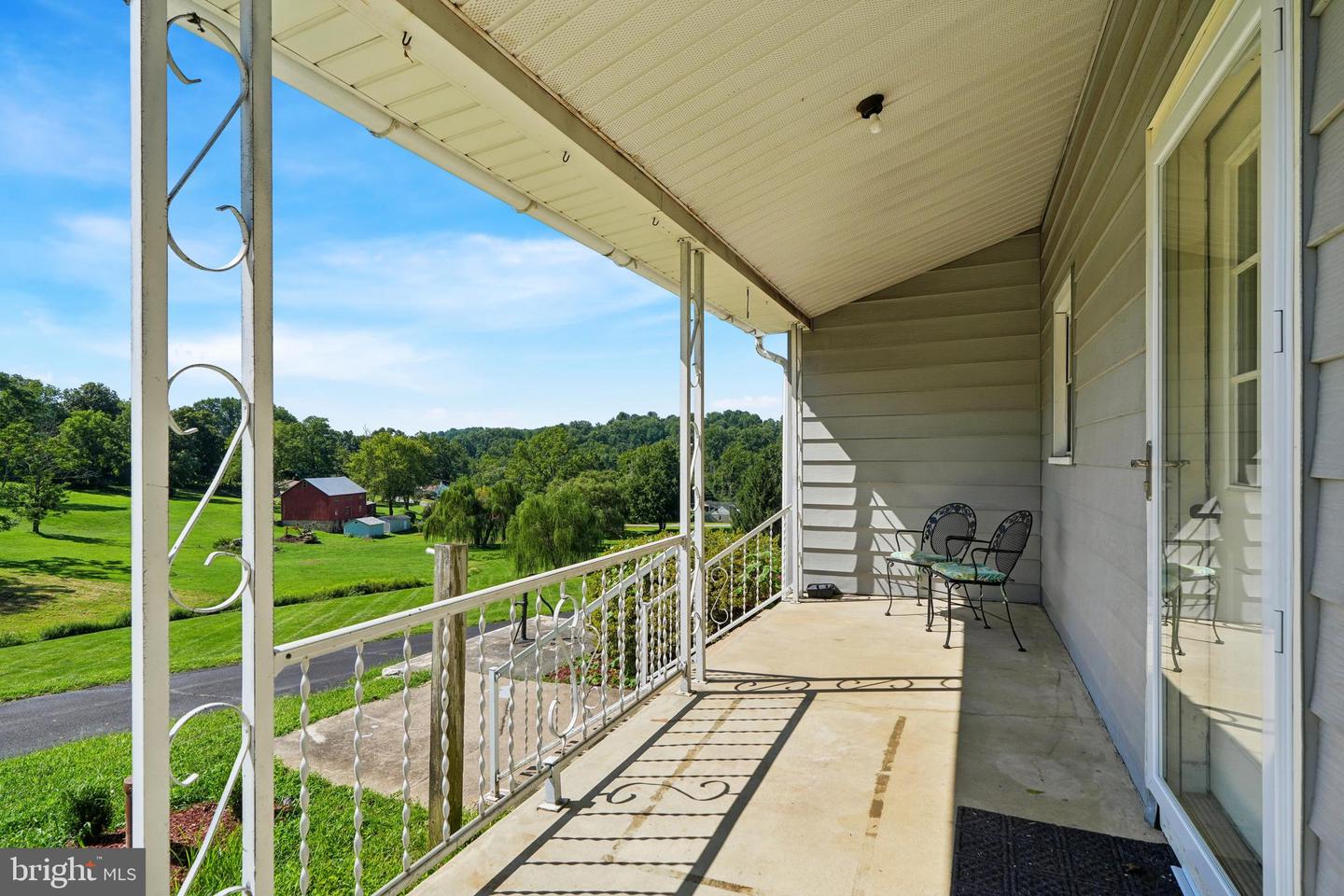 1010 N Ironstone Dr Property Photo 2