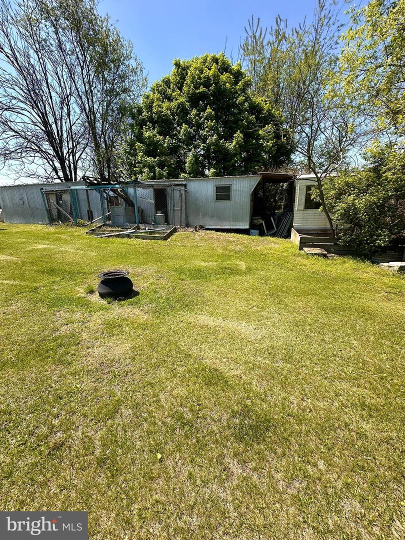 184 Speicher Rd Property Photo 5