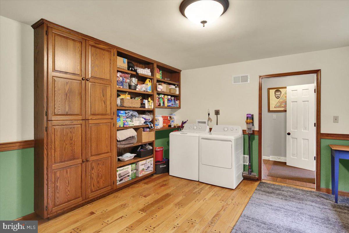 12 Schoolhouse Ln Property Photo 22
