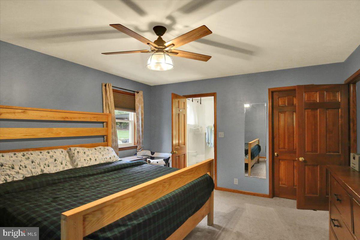 12 Schoolhouse Ln Property Photo 31