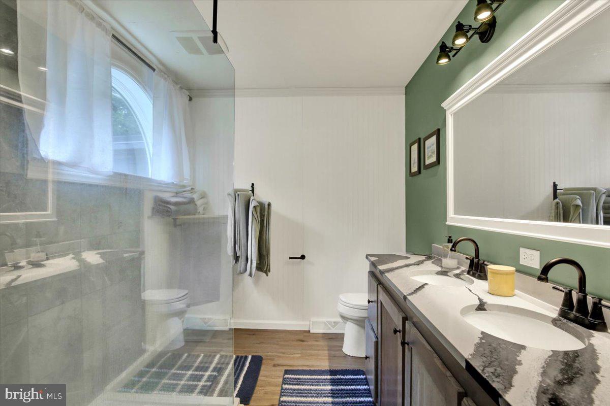 12 Schoolhouse Ln Property Photo 32