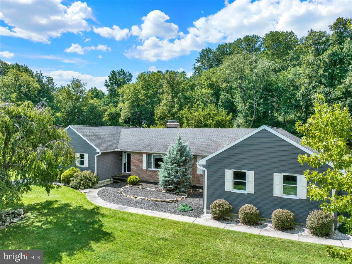 12 Schoolhouse Ln Property Photo 57