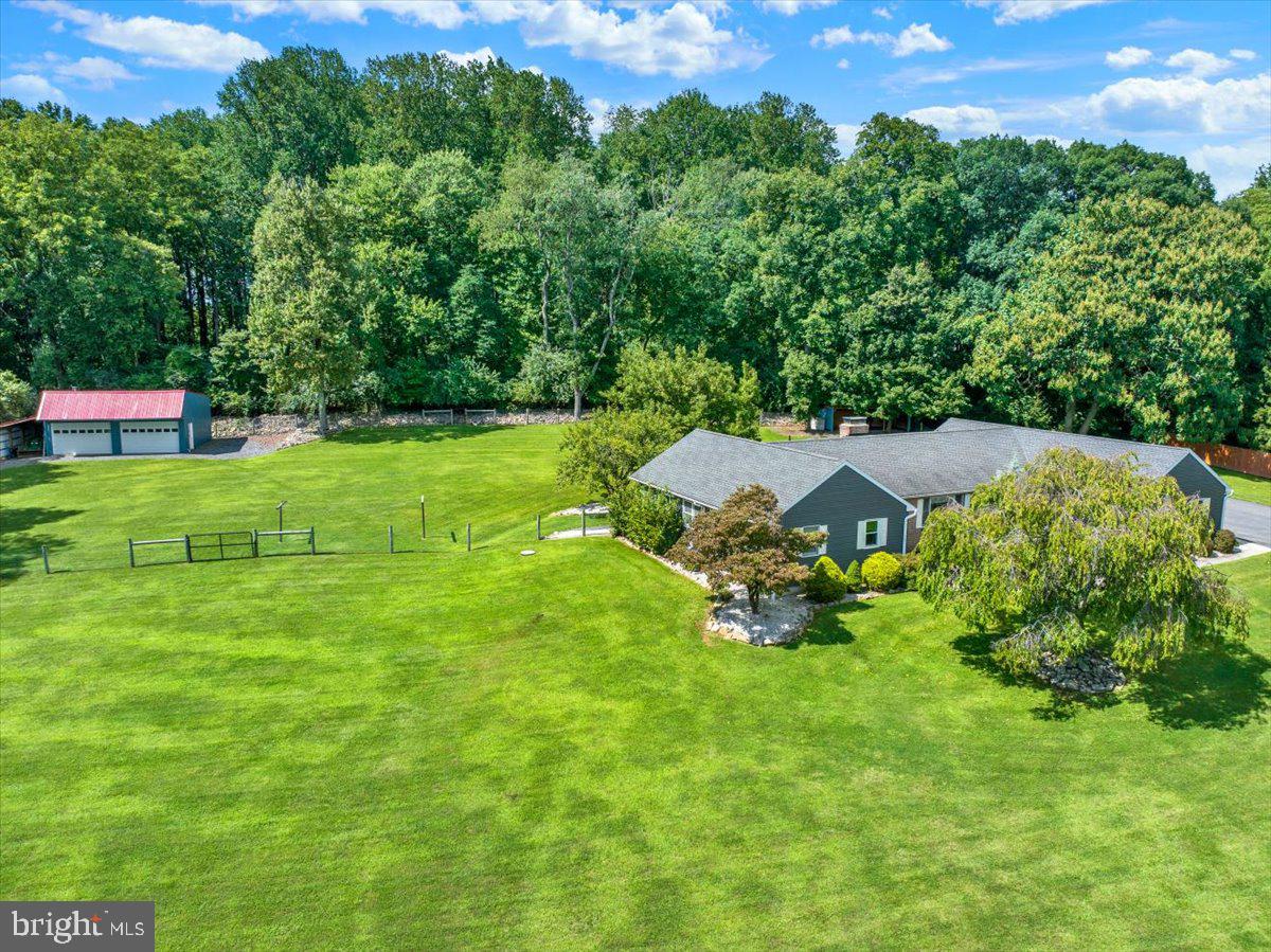 12 Schoolhouse Ln Property Photo 58