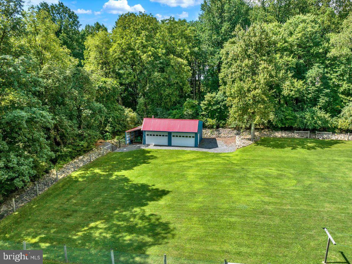 12 Schoolhouse Ln Property Photo 59