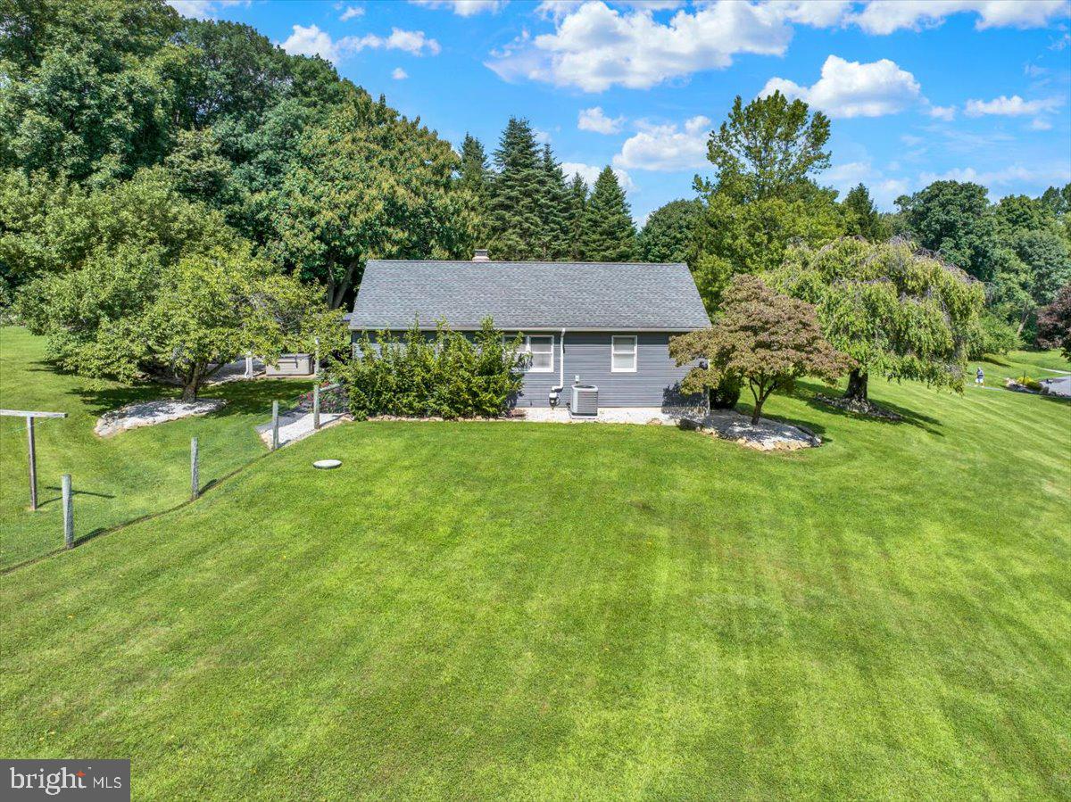 12 Schoolhouse Ln Property Photo 60