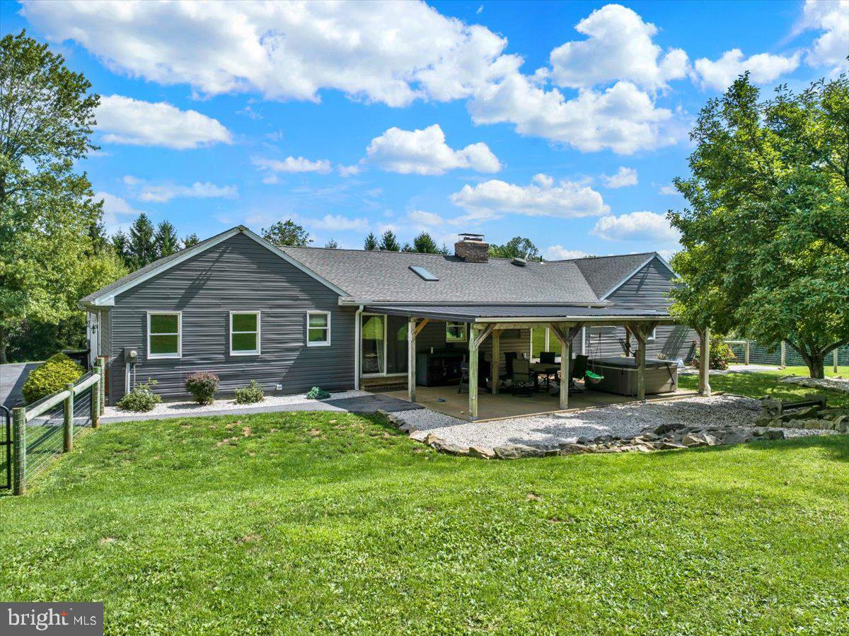 12 Schoolhouse Ln Property Photo 61