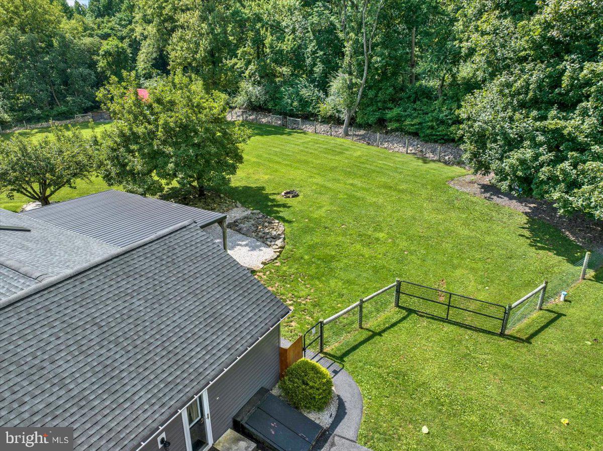 12 Schoolhouse Ln Property Photo 64