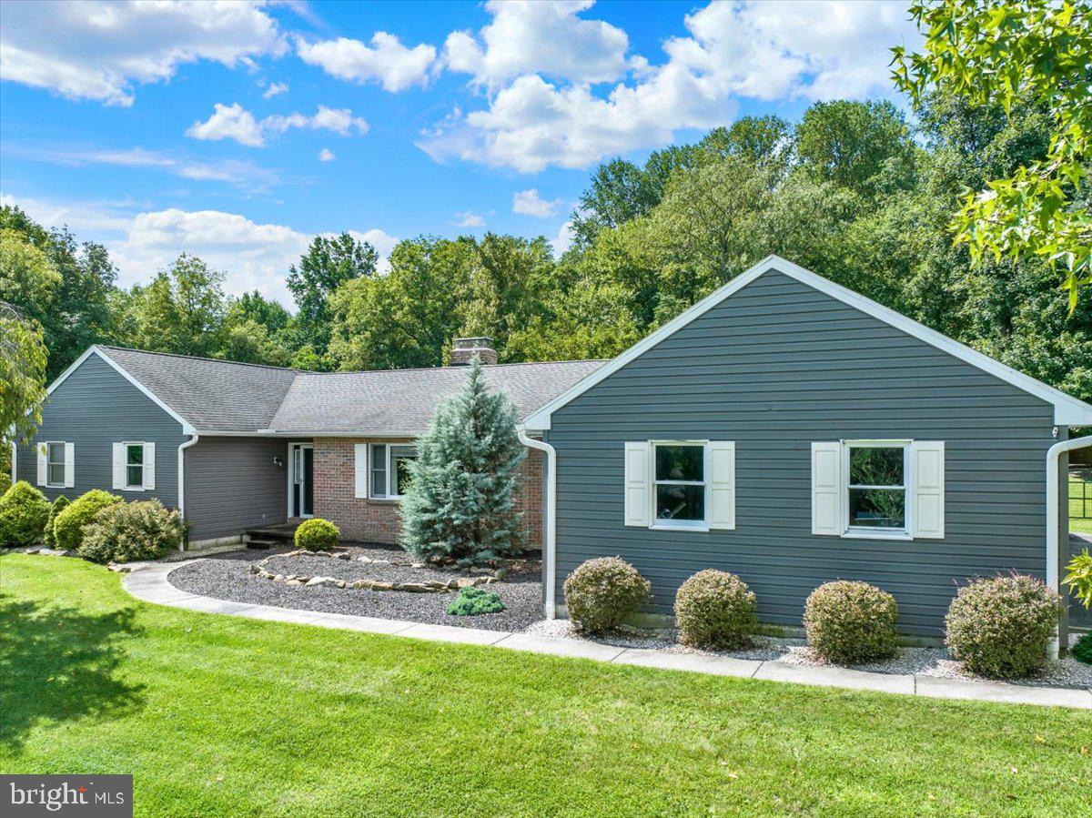 12 Schoolhouse Ln Property Photo 67