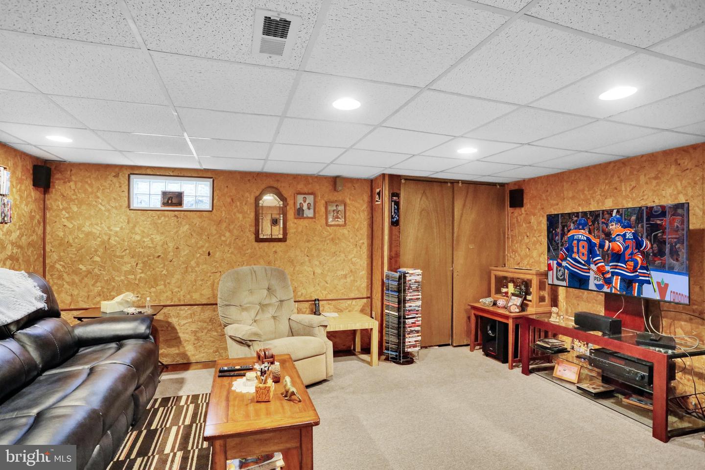8 Bentley Ct Property Photo 24