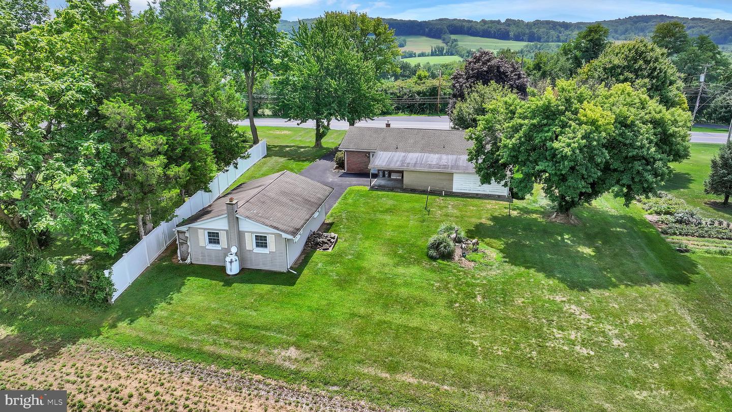 595 New Schaefferstown Rd Property Photo 3
