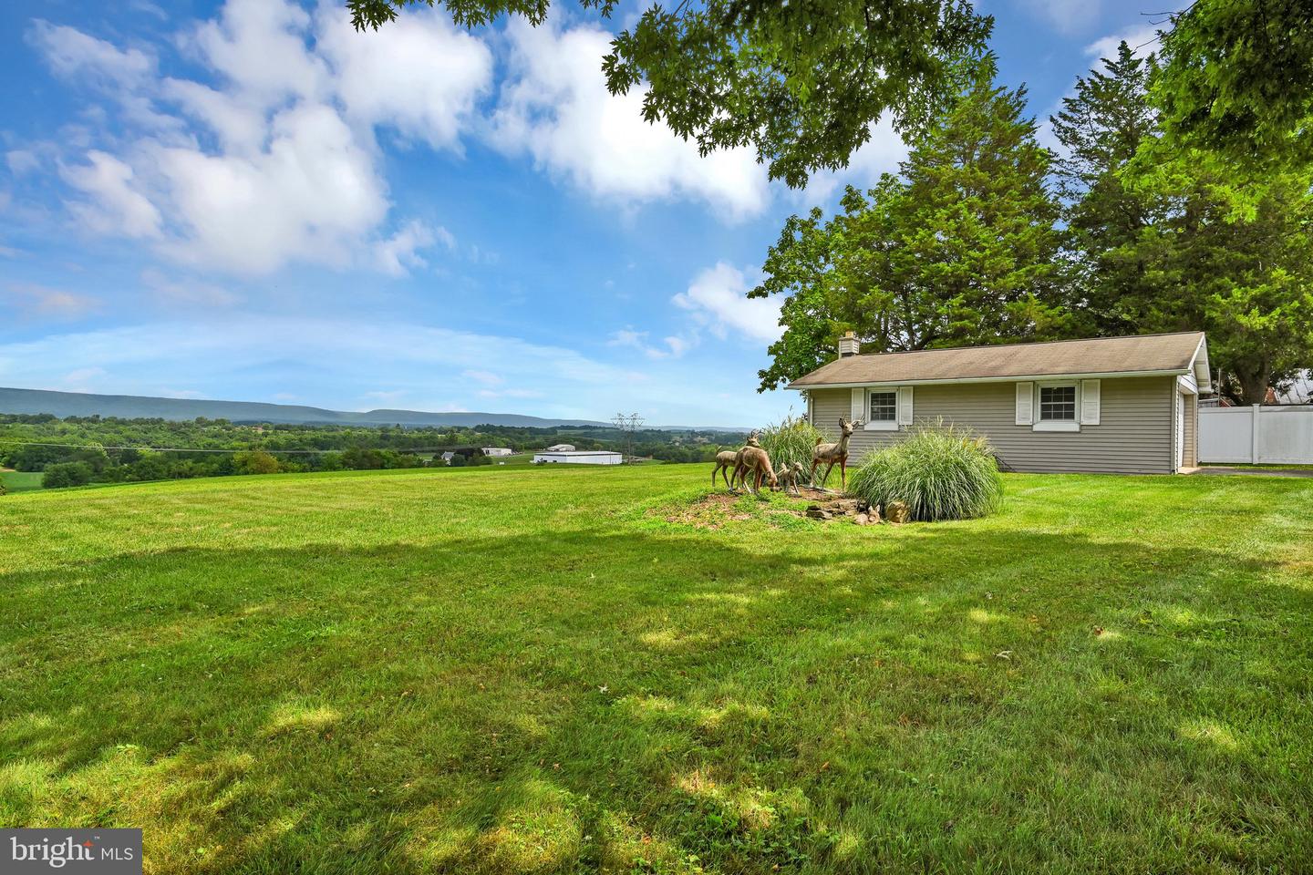 595 New Schaefferstown Rd Property Photo 35