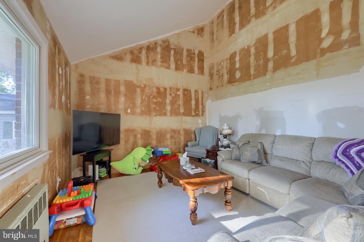 105 Radcliffe Property Photo 17