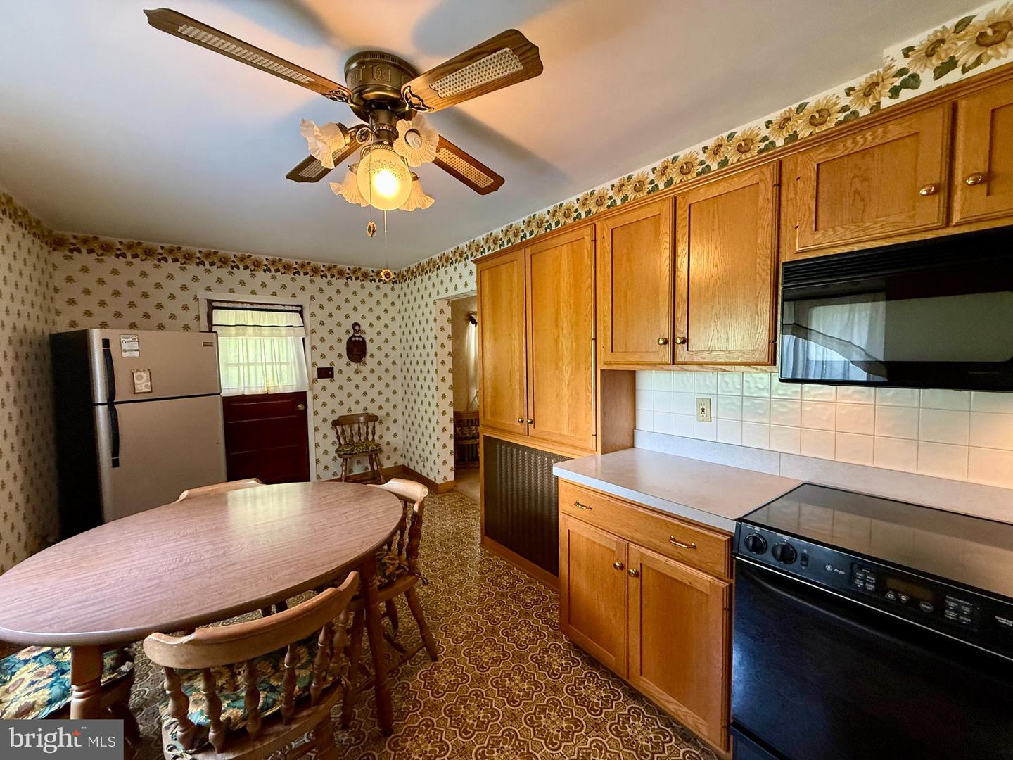 3646 Chestnut St Property Photo 8