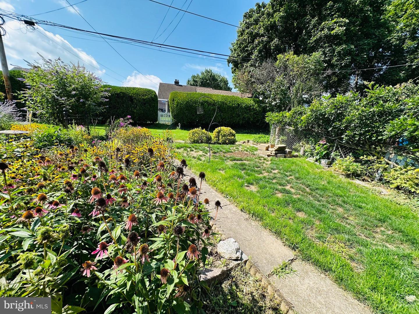 614 Rhoads Ave Property Photo 18